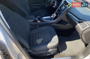Седан Ford Fusion 2014 в 