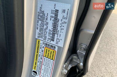 Седан Ford Fusion 2013 в 