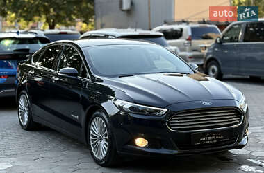 Седан Ford Fusion 2014 в 