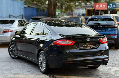 Седан Ford Fusion 2014 в 
