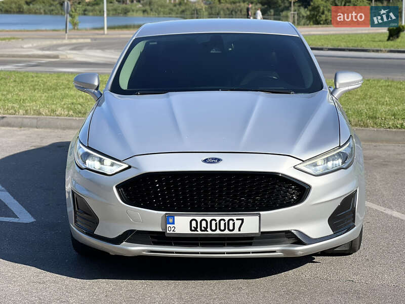 Седан Ford Fusion 2019 в Вінниці