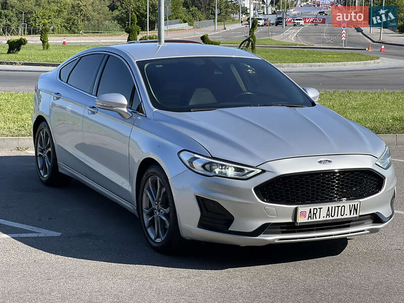 Седан Ford Fusion 2019 в Вінниці