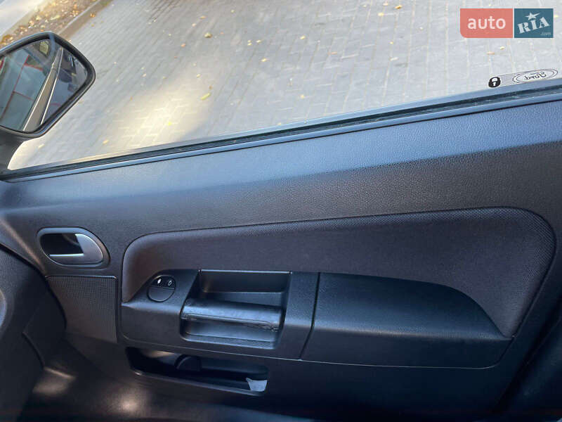 Хэтчбек Ford Fusion 2007 в Киеве