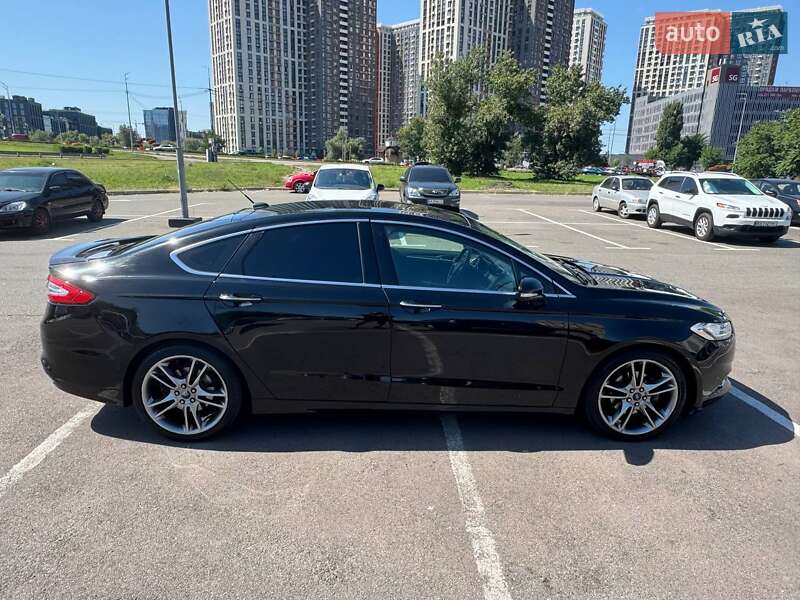 Седан Ford Fusion 2015 в Киеве