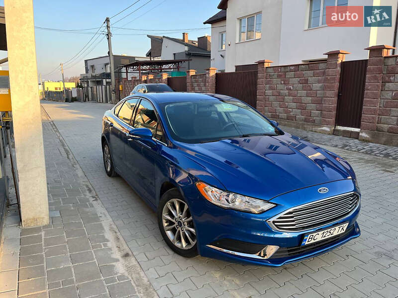 Седан Ford Fusion 2017 в Львове