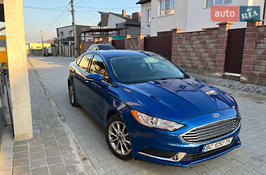 Седан Ford Fusion 2017 в 