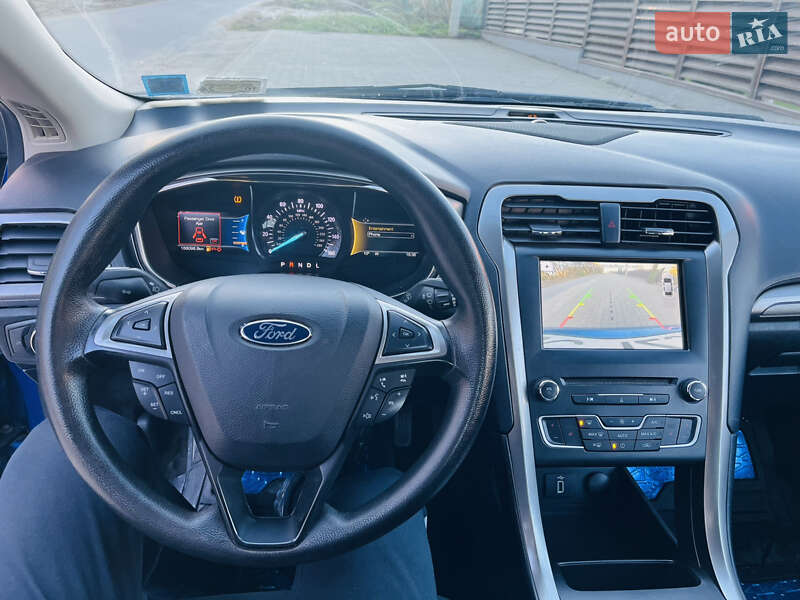Седан Ford Fusion 2017 в Львове