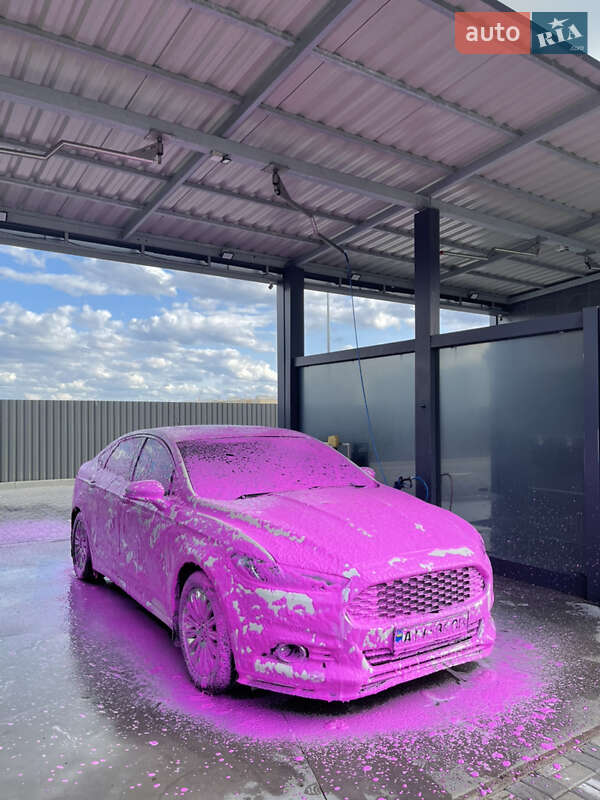 Седан Ford Fusion 2014 в Києві фото 5 Седан Ford Fusion 2014 в Києві