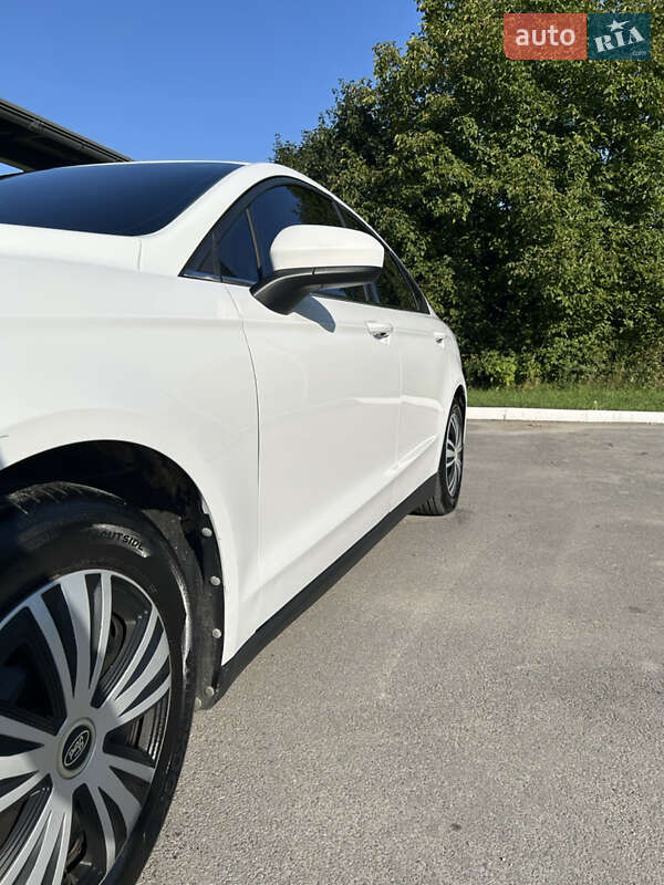 Седан Ford Fusion 2013 в Каменец-Подольском