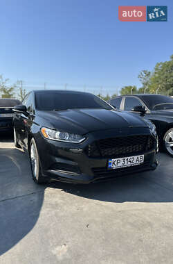 Седан Ford Fusion 2012 в 