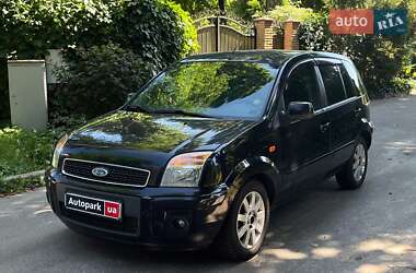Хэтчбек Ford Fusion 2010 в Киеве