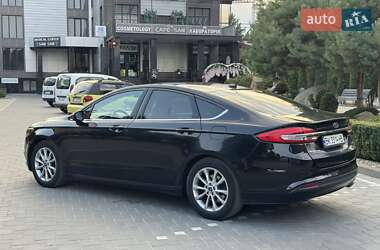 Седан Ford Fusion 2016 в 