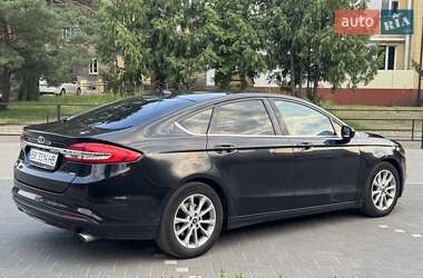 Седан Ford Fusion 2016 в 