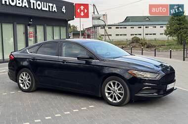 Седан Ford Fusion 2016 в 