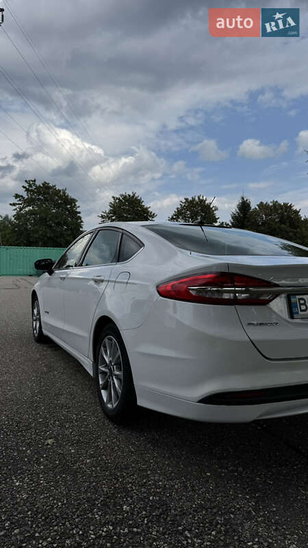 Седан Ford Fusion 2017 в Полтаві