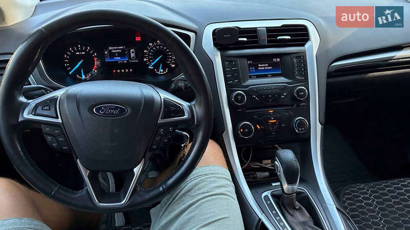 Седан Ford Fusion 2014 в Кропивницком