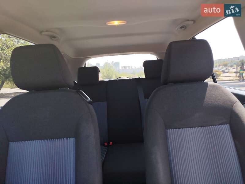 Хэтчбек Ford Fusion 2007 в Кривом Роге