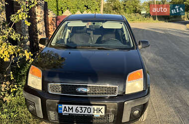 Хэтчбек Ford Fusion 2006 в 