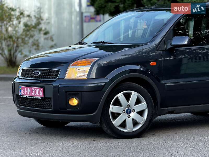 Хетчбек Ford Fusion 2009 в Дубні