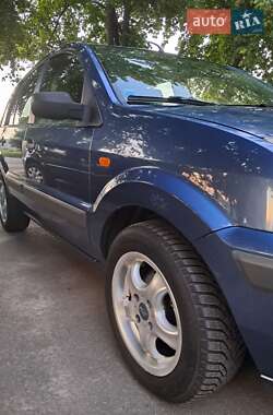 Хэтчбек Ford Fusion 2006 в 