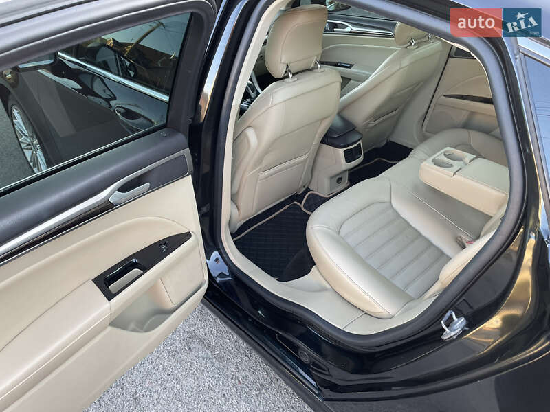 Седан Ford Fusion 2013 в Борисполе