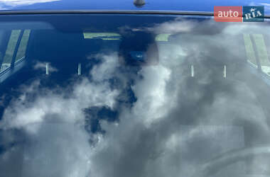 Хэтчбек Ford Fusion 2009 в 