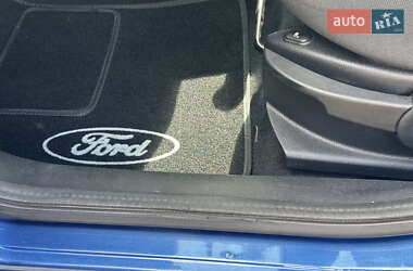 Хэтчбек Ford Fusion 2009 в 