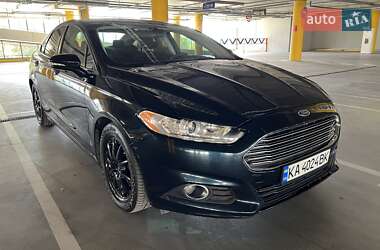Седан Ford Fusion 2013 в 