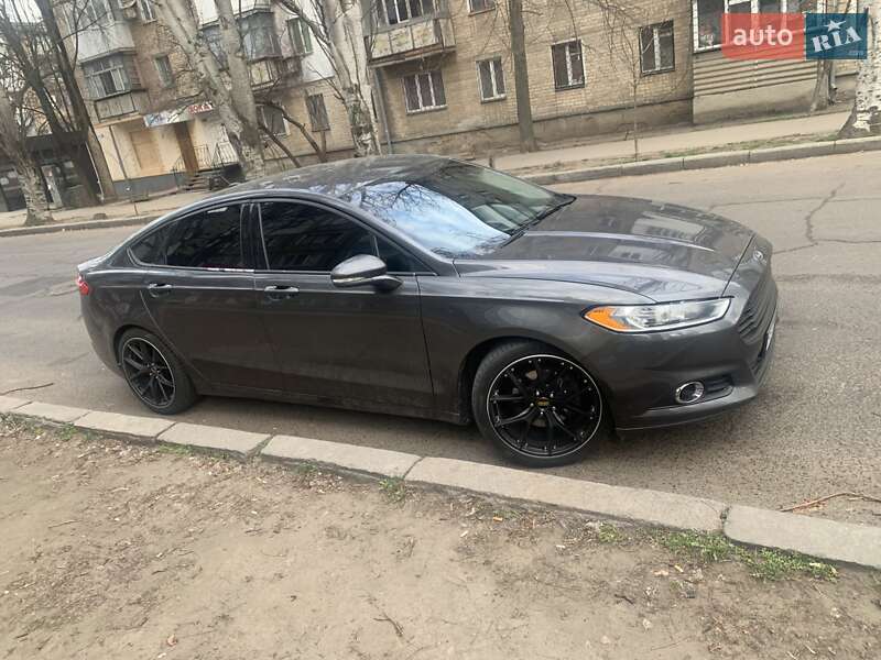 Седан Ford Fusion 2015 в Николаеве