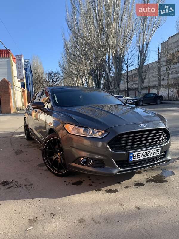 Седан Ford Fusion 2015 в Николаеве