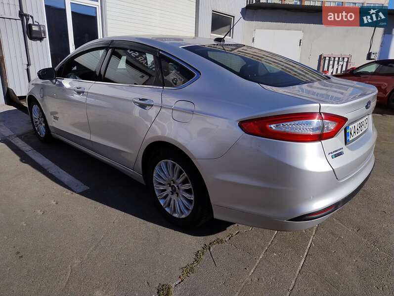 Седан Ford Fusion 2013 в Киеве