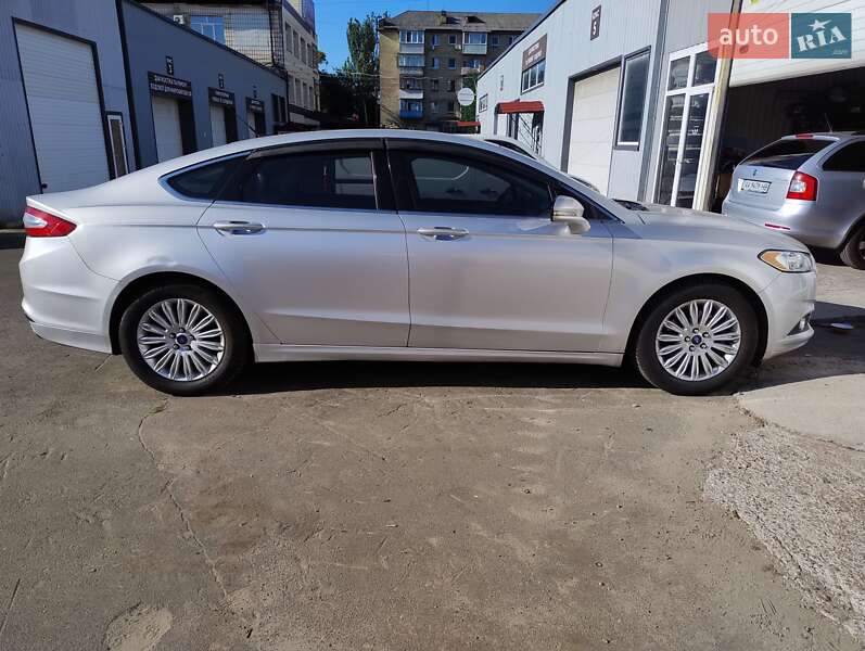 Седан Ford Fusion 2013 в Киеве