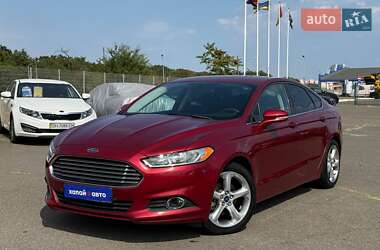 Седан Ford Fusion 2016 в 
