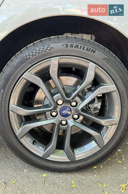 Седан Ford Fusion 2017 в 