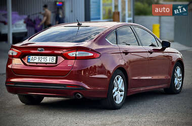 Седан Ford Fusion 2014 в 