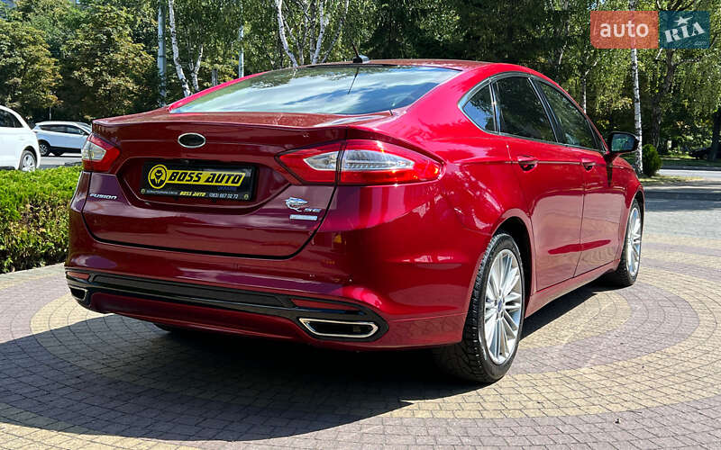 Седан Ford Fusion 2016 в Львові