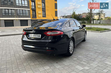 Седан Ford Fusion 2016 в 