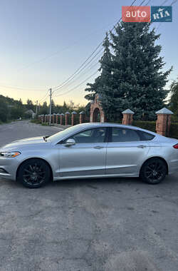 Седан Ford Fusion 2014 в 