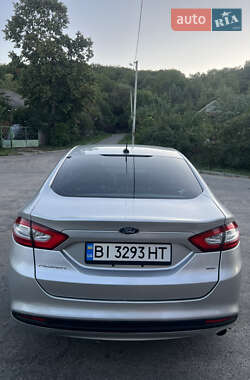 Седан Ford Fusion 2014 в 