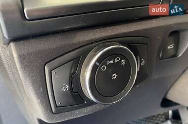 Седан Ford Fusion 2015 в 