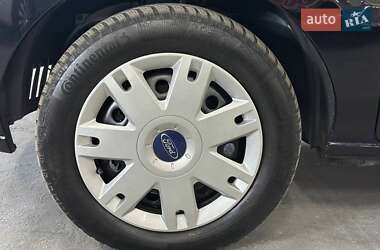 Хэтчбек Ford Fusion 2006 в 