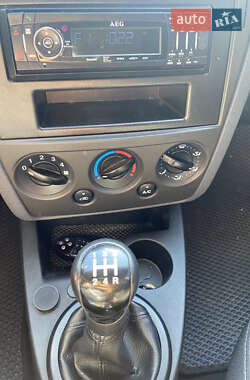 Хэтчбек Ford Fusion 2009 в 