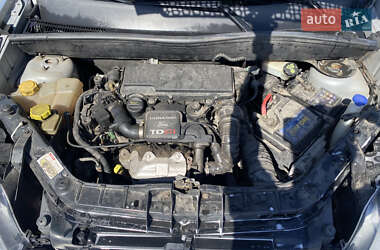Хэтчбек Ford Fusion 2009 в 