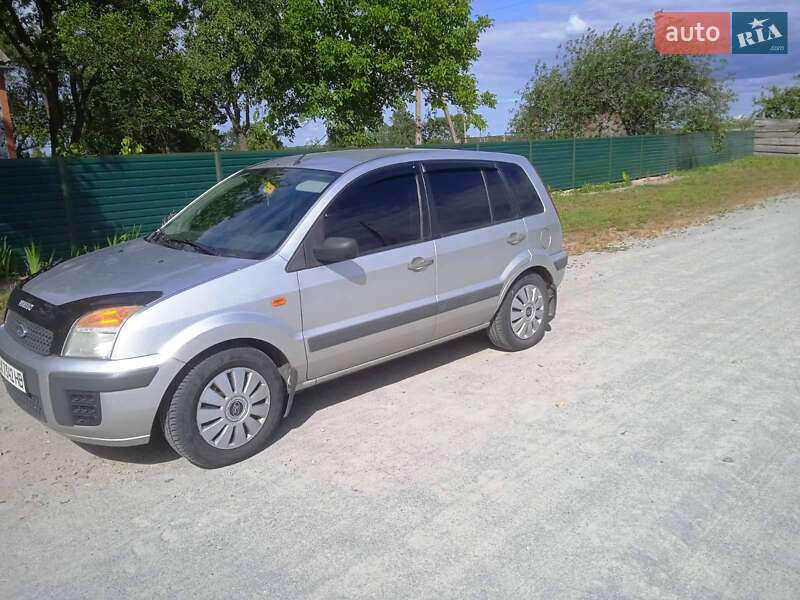 Хетчбек Ford Fusion 2009 в Звягелі