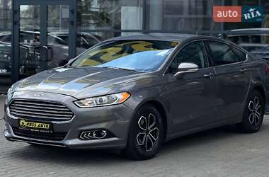 Седан Ford Fusion 2014 в 