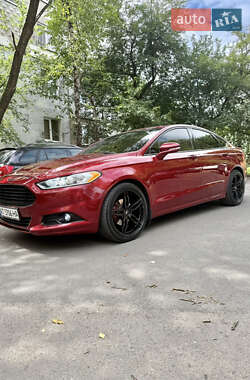 Седан Ford Fusion 2015 в Івано-Франківську