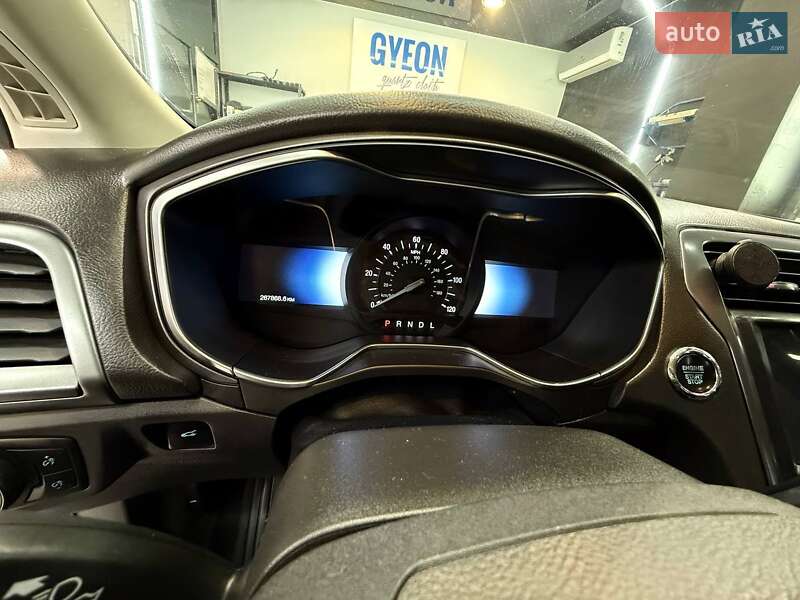 Седан Ford Fusion 2014 в Одесі