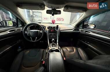 Седан Ford Fusion 2014 в 