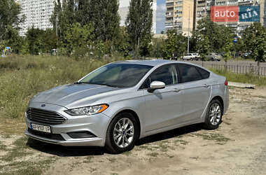 Седан Ford Fusion 2017 в 