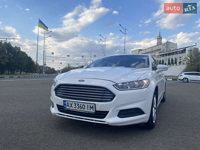 Седан Ford Fusion 2013 в Харькове фото 2 Седан Ford Fusion 2013 в Харькове